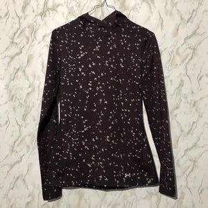 Under Armour Athletic Top with Hood **Like New**
